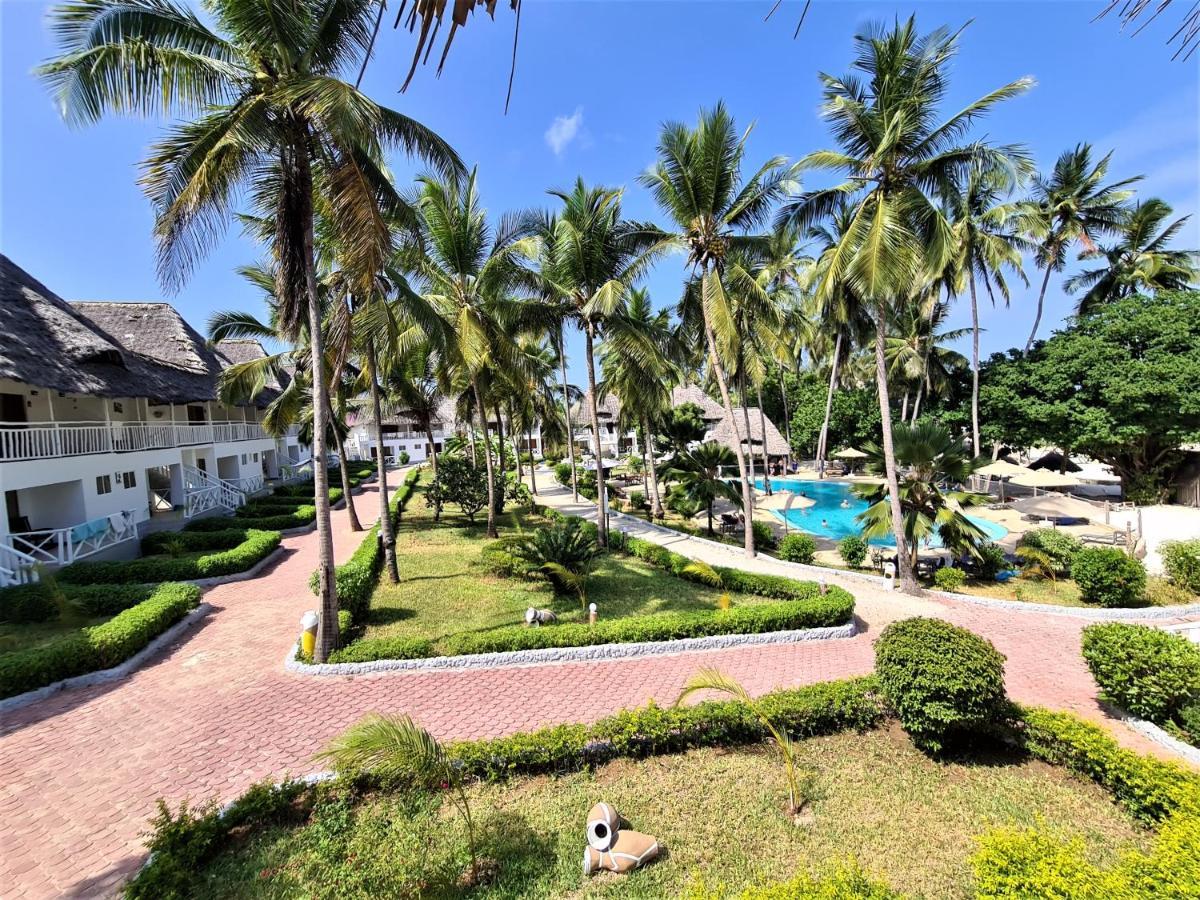 Paradise Beach Resort & Spa Uroa Esterno foto