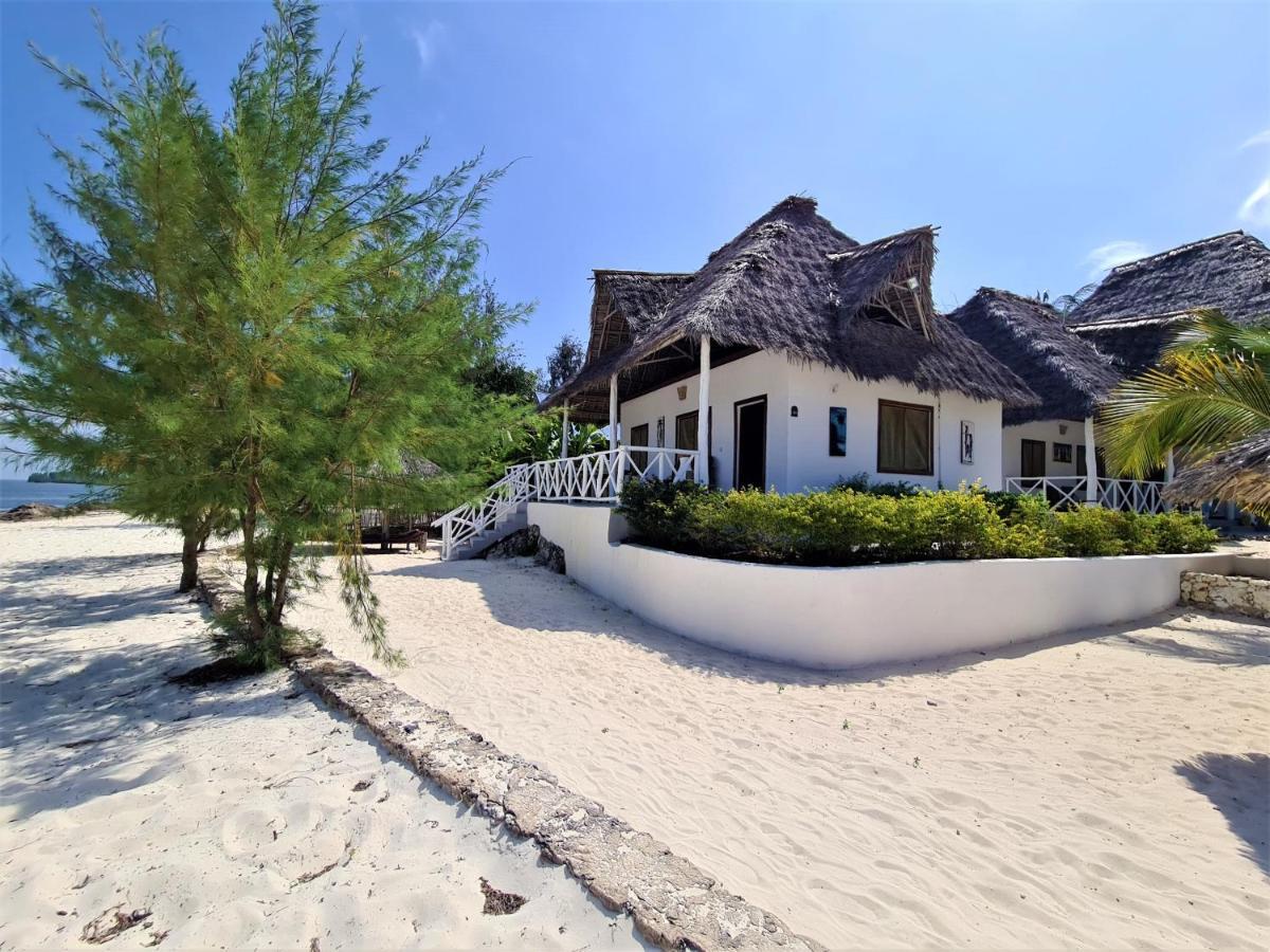 Paradise Beach Resort & Spa Uroa Esterno foto