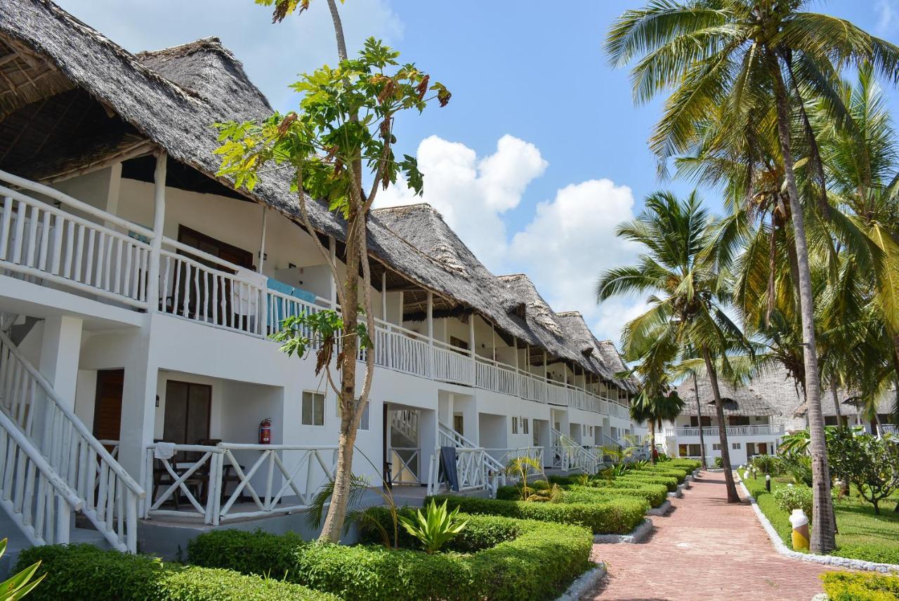 Paradise Beach Resort & Spa Uroa Esterno foto