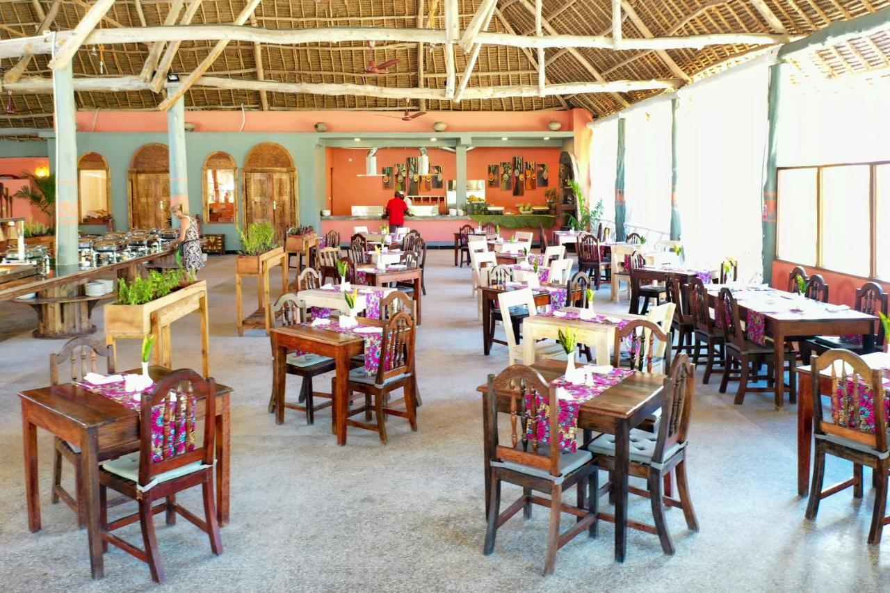 Paradise Beach Resort & Spa Uroa Esterno foto