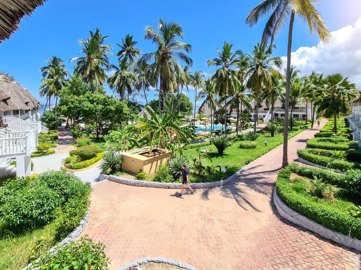 Paradise Beach Resort & Spa Uroa Esterno foto