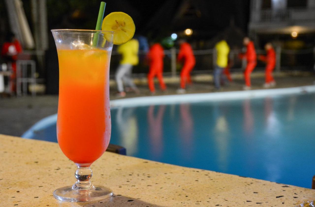 Paradise Beach Resort & Spa Uroa Esterno foto
