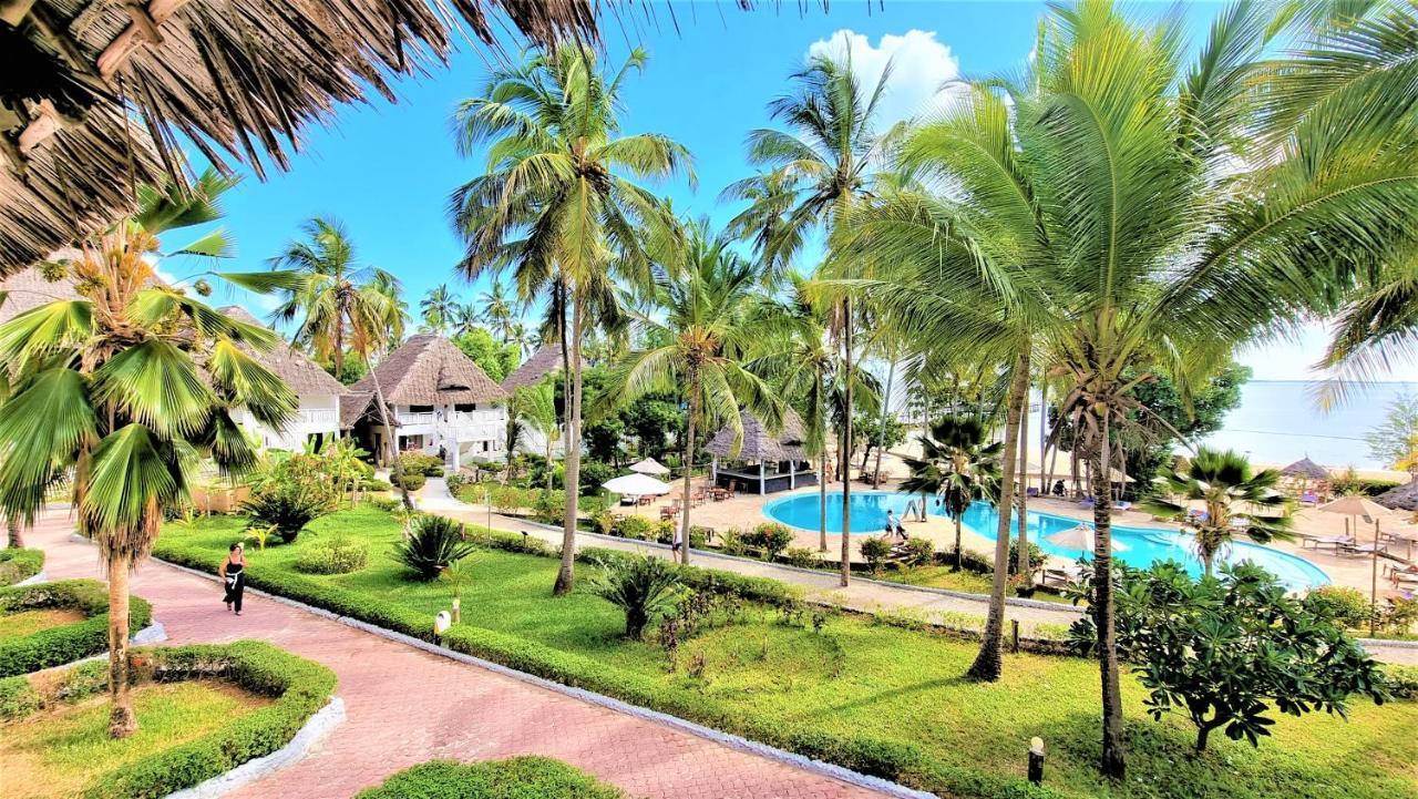 Paradise Beach Resort & Spa Uroa Esterno foto