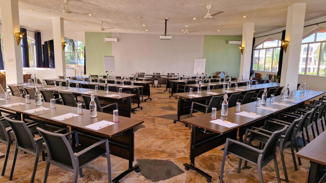 Paradise Beach Resort & Spa Uroa Esterno foto