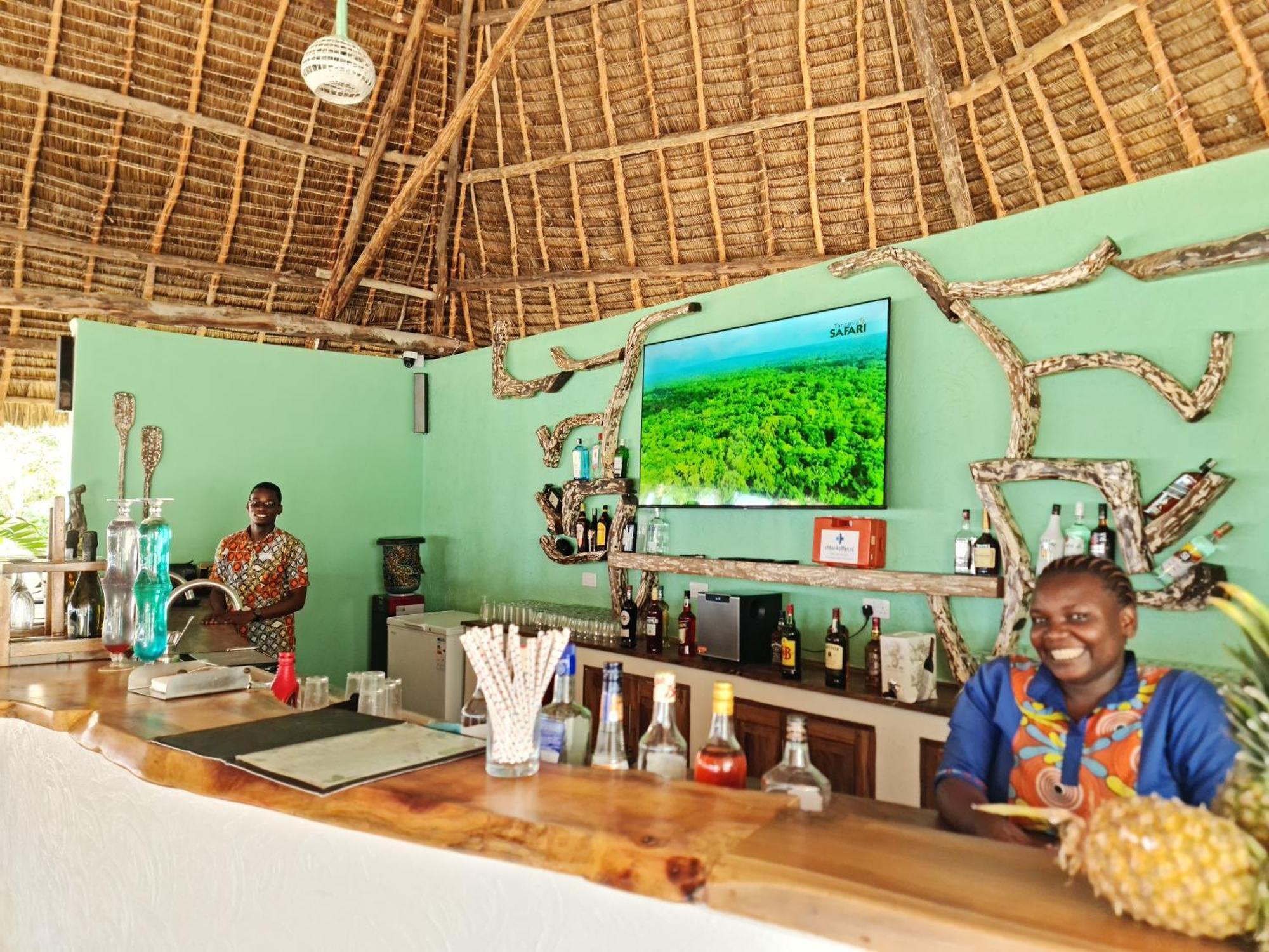 Paradise Beach Resort & Spa Uroa Esterno foto