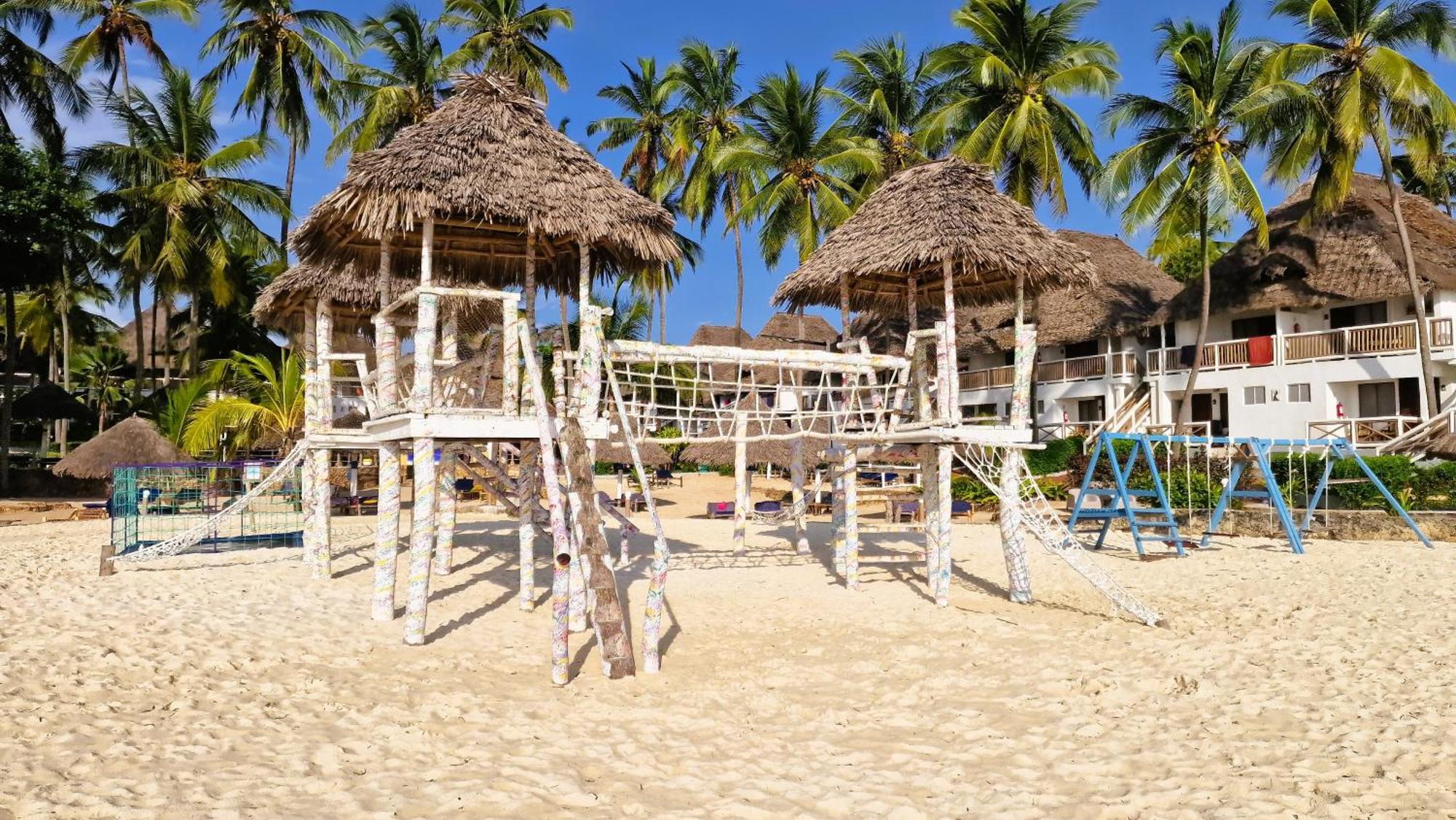 Paradise Beach Resort & Spa Uroa Esterno foto